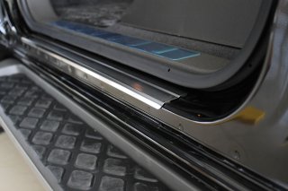 Накладки на пороги Nissan Pathfinder III 2004+ BGT